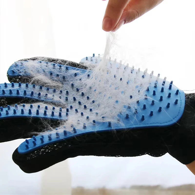 Professional Pet Grooming Glove for Cats and Dogs - Deshedding Brush and Massage Tool for Effective Hair Removal and Cleaning