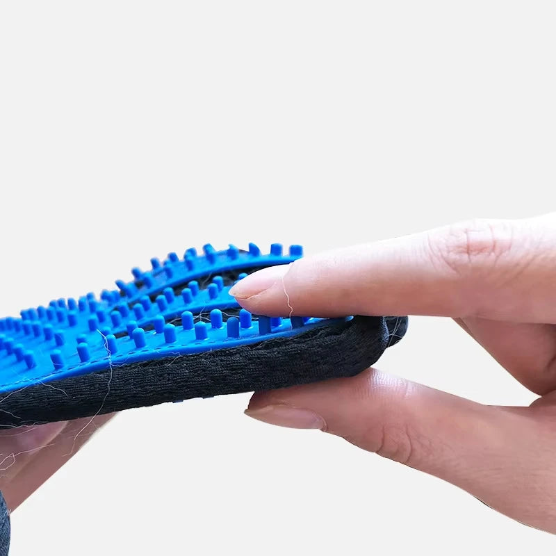 Professional Pet Grooming Glove for Cats and Dogs - Deshedding Brush and Massage Tool for Effective Hair Removal and Cleaning